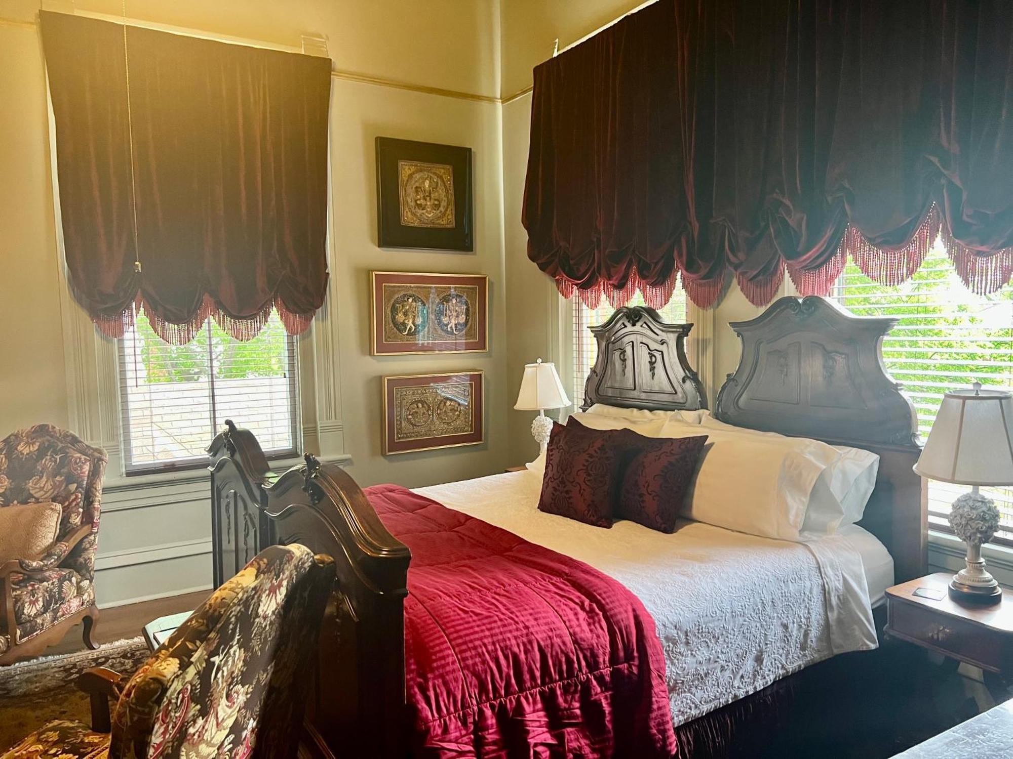 The Empress Of Little Rock Bed & Breakfast Екстериор снимка
