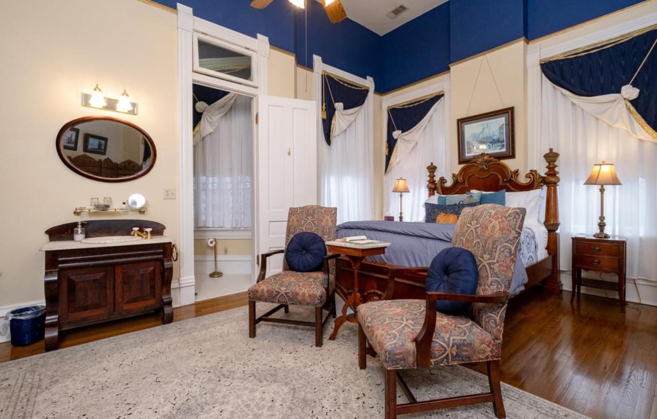 The Empress Of Little Rock Bed & Breakfast Екстериор снимка