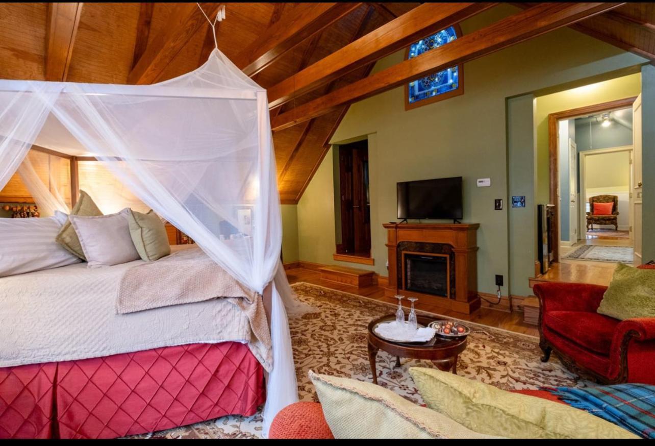 The Empress Of Little Rock Bed & Breakfast Екстериор снимка