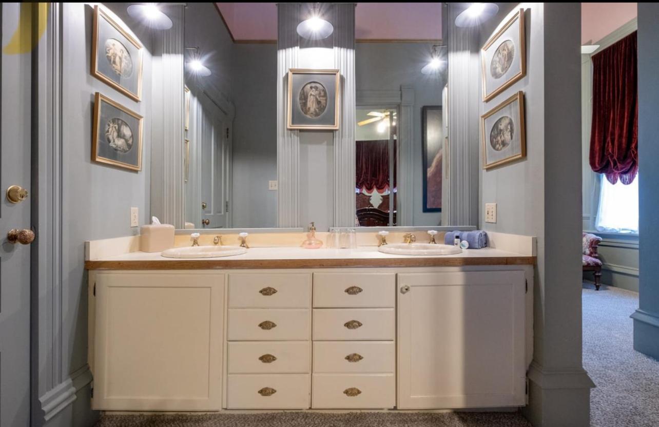 The Empress Of Little Rock Bed & Breakfast Екстериор снимка